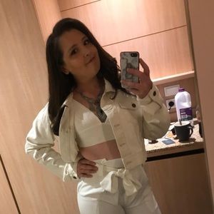 Meet your Posher, Melissa